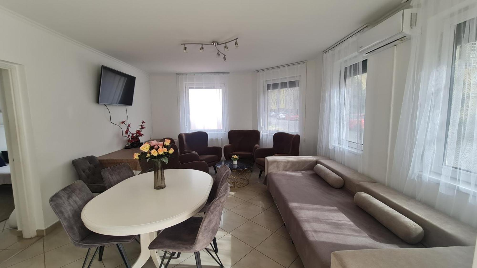 סגד Tulipan Apartman מראה חיצוני תמונה